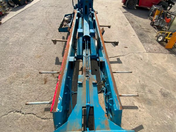 2017 BOUGHTON 8132 BIG HOOK SKIP GEAR.....772.. 377210586