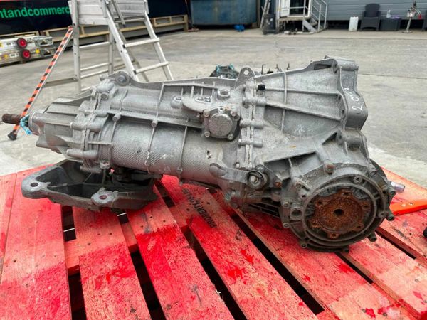 2015 AUDI A4 2.0 TDI QUATTRO GEARBOX....P17G74 377210507