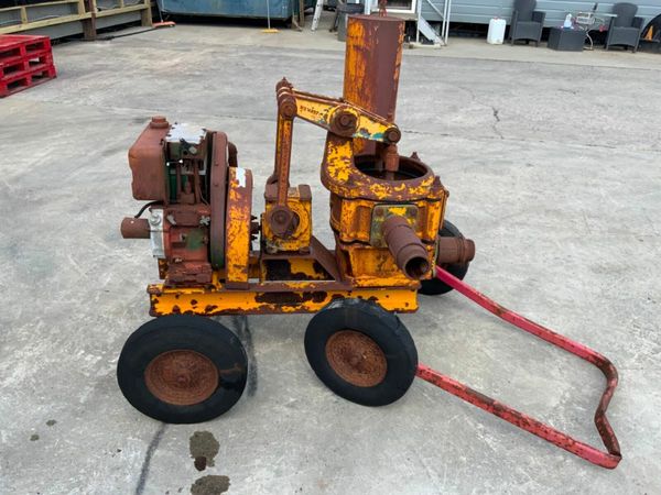 BENFORD / LISTER DIAPHRAGM water PUMP.....680 377210664