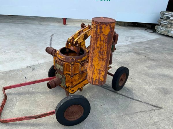 BENFORD / LISTER DIAPHRAGM water PUMP.....680 377210667