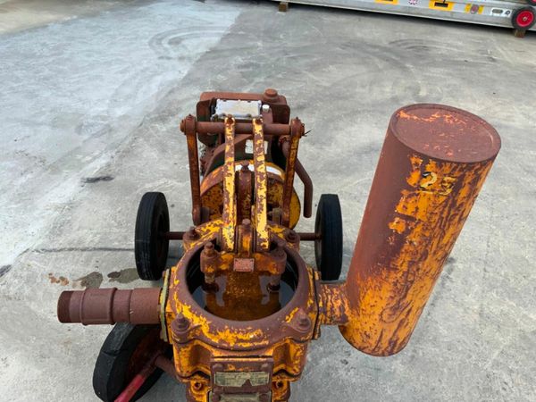 BENFORD / LISTER DIAPHRAGM water PUMP.....680 377210668