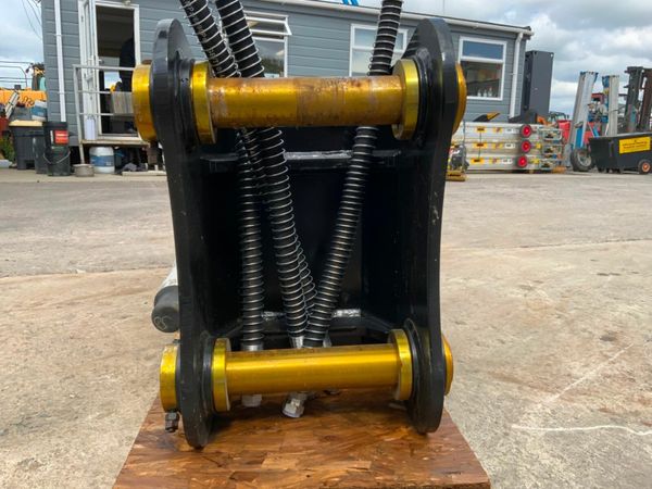 ESSENTIAL EB80 HYDRAULIC BREAKER...65mm. 377210627