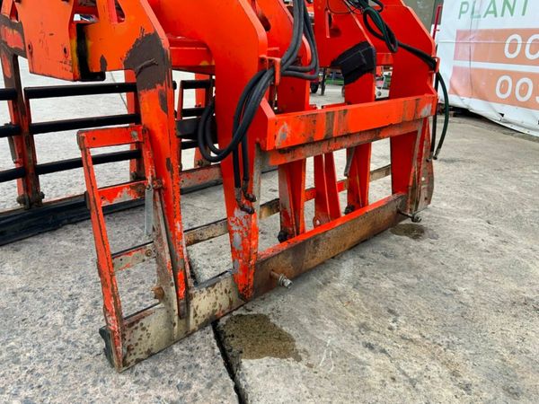 FINLAY HYDRAULIC BLOCK GRAB......4 BALE. 377210742