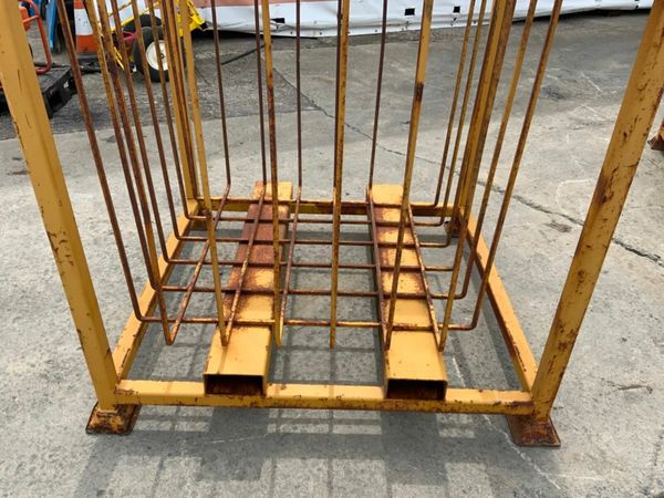 KELLY TANK SETTLEMENT TANK & STILLAGES..940t 377210720