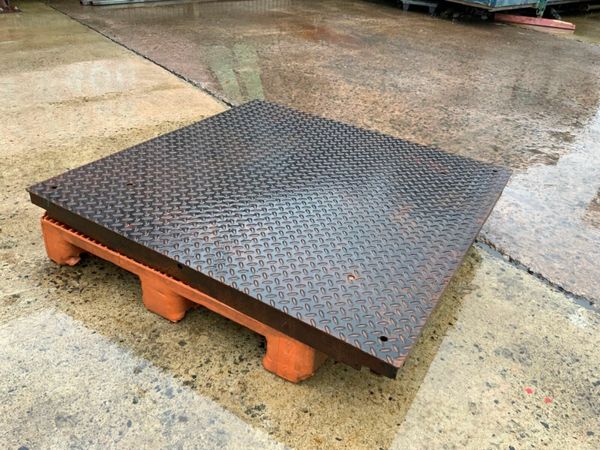 48" x 48" PALLET SCALES PLATFORM. 377210812
