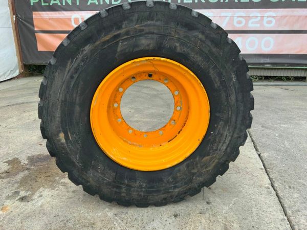 17.5 x 25 TELEPORTER / LOADER RIMS & TYRES. 377210952