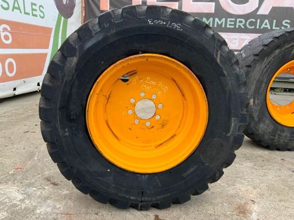 17.5 x 25 TELEPORTER / LOADER RIMS & TYRES. 377210954