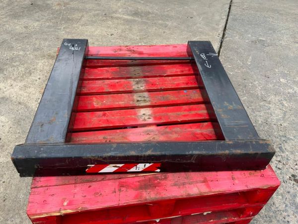 FORK LIFT PUSHING  ATTACHMENT. 377210967