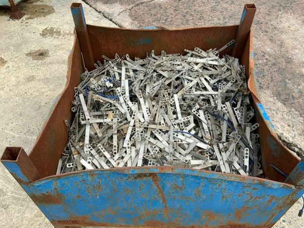 8" STAINLESS STEEL  FRAME TIES / WALL TIES. 377210974