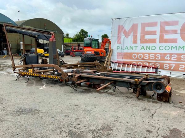 VDL HOOK LOADER SKIP GEAR.........4056. 377210937