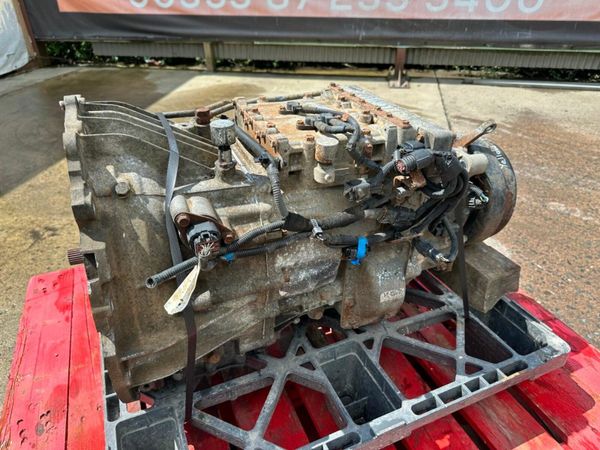 2013 MITSUBISHI AUTO GEARBOX.....3.0 D 377211040