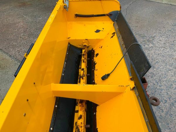 EPOKE TMK 10 SALT SPREADER / GRITTER....723-1 377211096