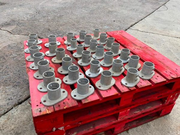 BOLT DOWN BASE PLATE CLAMPS....2.5" PIPING. 377211000