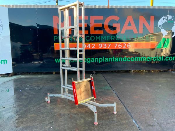 POP UP ALUMINIUM SCAFFOLDING PODIUM......707. 377211149
