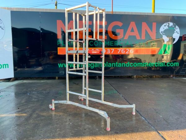 POP UP ALUMINIUM SCAFFOLDING PODIUM......707. 377211162