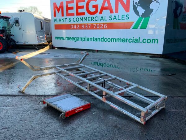 POP UP ALUMINIUM SCAFFOLDING PODIUM......707. 377211165