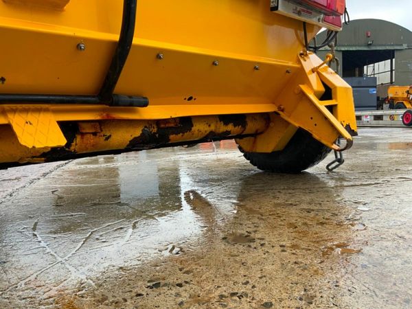 EPOKE TMK 10 SALT SPREADER / GRITTER....723-1 377211104