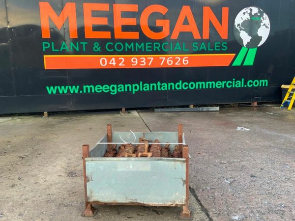 MEVA FORMWORK / SHUTTERING CLAMPS.....622/1. 377211243