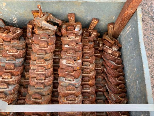 MEVA FORMWORK / SHUTTERING CLAMPS.....622/1. 377211246