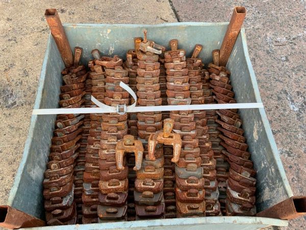 MEVA FORMWORK / SHUTTERING CLAMPS.....622/1. 377211247