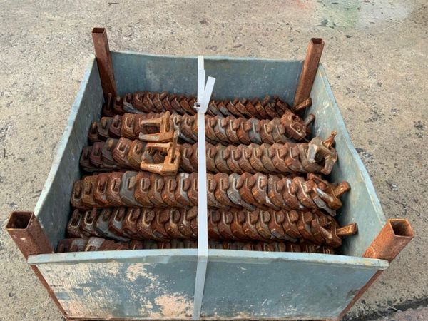 MEVA FORMWORK / SHUTTERING CLAMPS.....622/1. 377211249