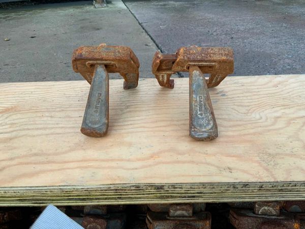 MEVA FORMWORK / SHUTTERING CLAMPS.....622/1. 377211250