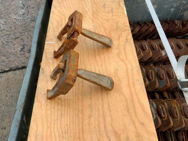 MEVA FORMWORK / SHUTTERING CLAMPS.....622/1. 377211251