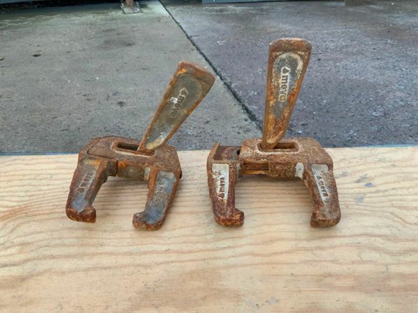 MEVA FORMWORK / SHUTTERING CLAMPS.....622/1. 377211254