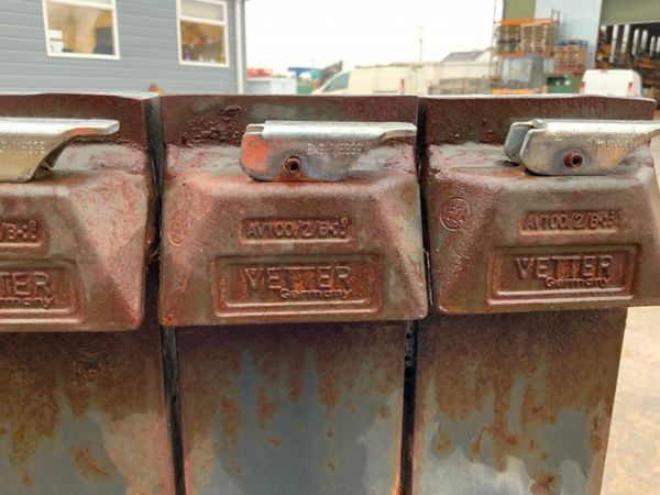 1500mm x 800mm FORKS....16" CARRIAGE.......729. 377211550