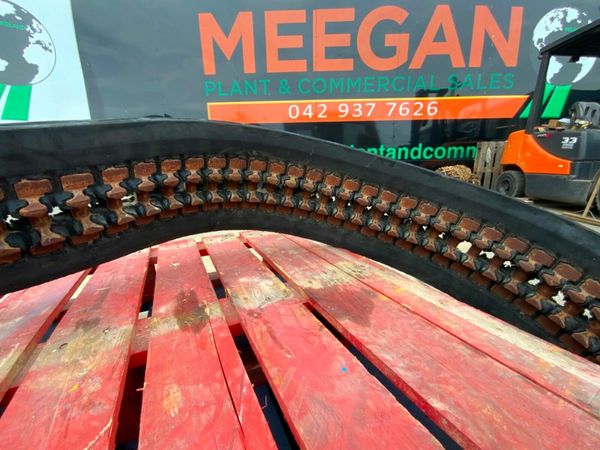 300 x 53 x 84 KUBOTA RUBBER TRACK.....rg268-22311. 377211574