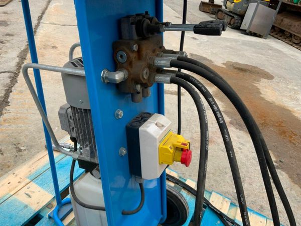 PORTABLE HYDRAULIC POWER PACK.....240v.....52. 377211588