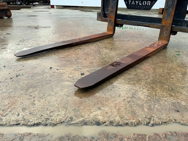 'TAYLOR'  LOADER FORK ATTACHMENT....733. 377211538