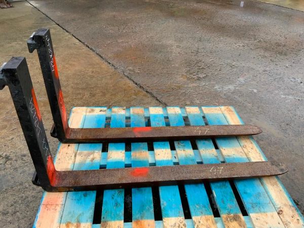 48" x 16" SLIDING CARRIAGE TYPE FORKS.....47. 377211621