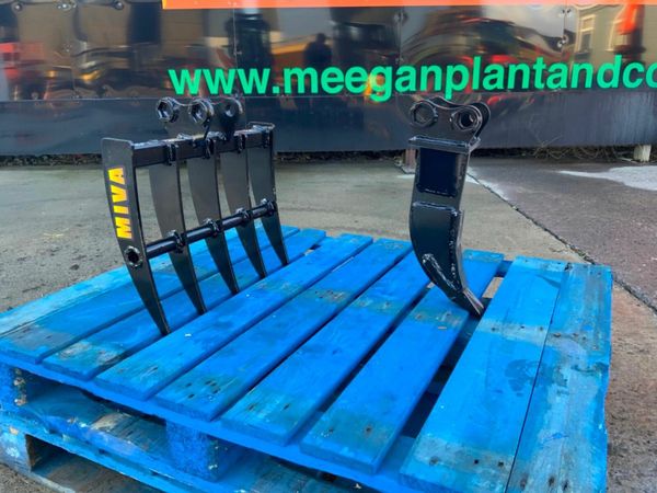 20" MICRO DIGGER STONE / LAWN RAKE. 377211768