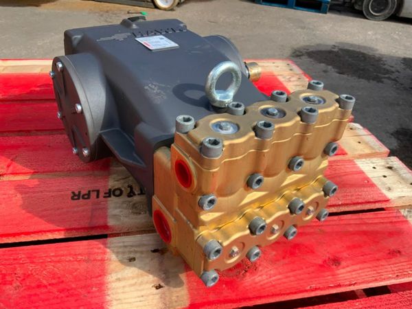 UNUSED HAWK HFR80SR WASHER PUMP....80lts/min. 377211788
