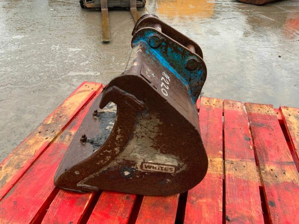 24" MINI DIGGER BUCKET........35mm PIN.......#220. 377211703