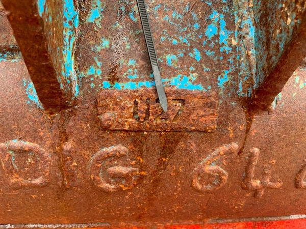 24" MINI DIGGER BUCKET........35mm PIN.......#220. 377211708