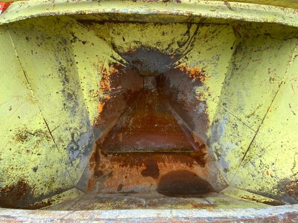 2000lts EICHINGER CONCRETE SKIP.......1561.... 377211889