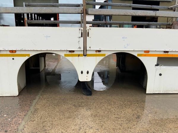 30ft LIGHTWEIGHT FLAT BED / PLANT BODY. 377211955