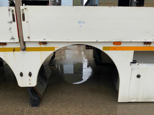 30ft LIGHTWEIGHT FLAT BED / PLANT BODY. 377211956