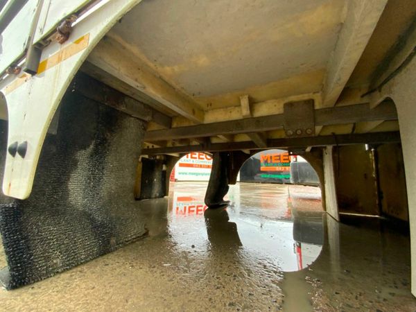 30ft LIGHTWEIGHT FLAT BED / PLANT BODY. 377211967