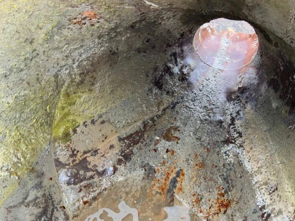 BANANA TYPE CONCRETE SHUTTERING SKIP...1563k. 377212141