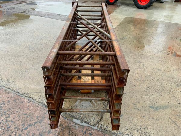NARROW GAUGE PALLET RACKING.....TYRE RACK. 377212101