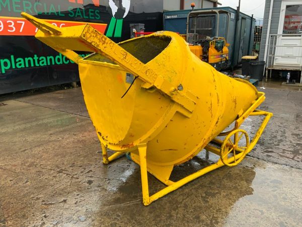 BANANA TYPE CONCRETE SHUTTERING SKIP...1563k. 377212135