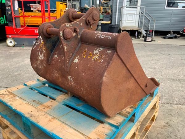 36"  DIGGING BUCKET.........45mm PINS........177v. 377212355