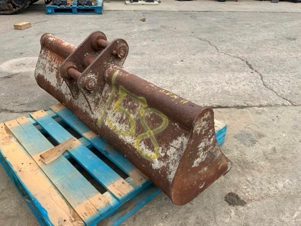 60" GRADING BUCKET....45mm PINS....158v. 377212395