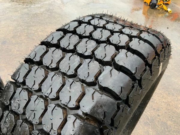 14 / 17.5 GALAXY LGP LAWN TYRES.......656k. 377212330