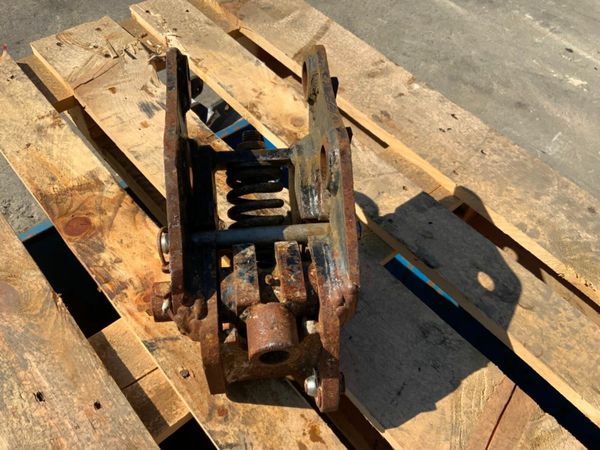 'WHITES' MANUAL QUICK HITCH....30mm PINS....1494t. 377212641