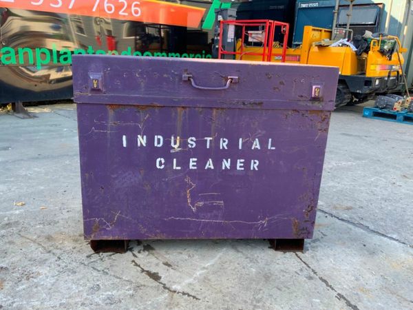 TOOL STORAGE LOCK BOX / VAN VAULT.......1305t. 377212604