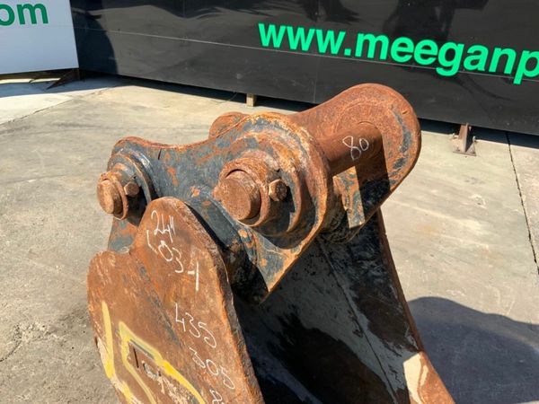 24" JCB DIGGING BUCKET....80mm PINS.......1537t. 377212733